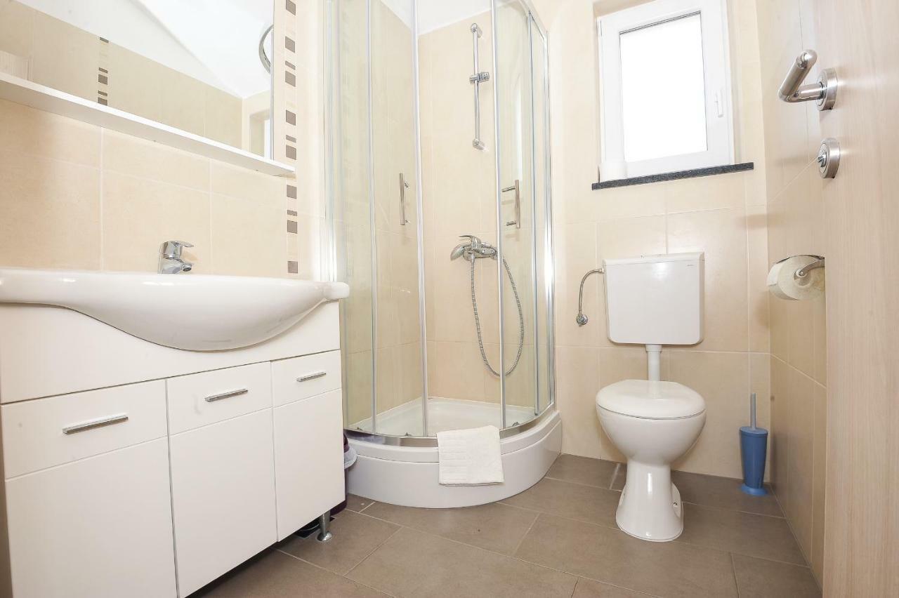 Apartmani Vrtlici Zdenka Стара Новаля Екстер'єр фото